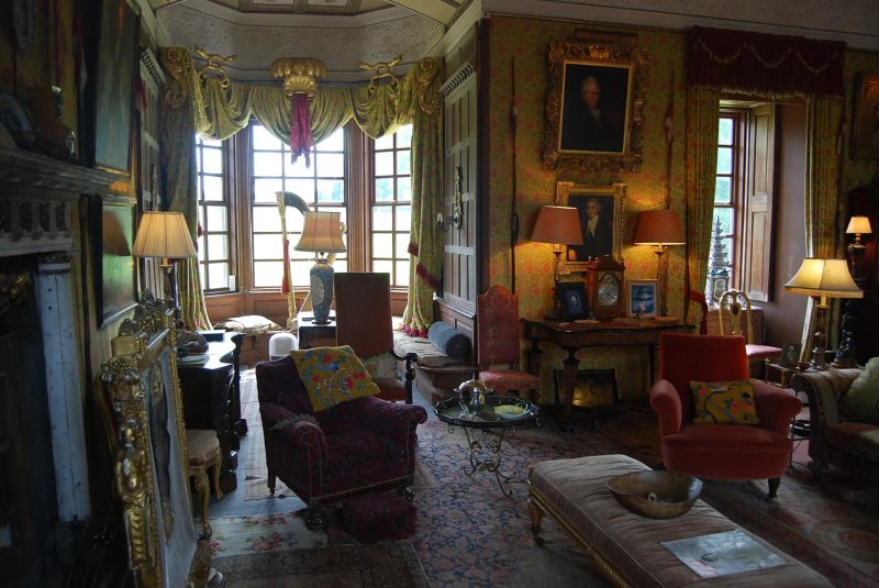 Chillingham castle интерьер