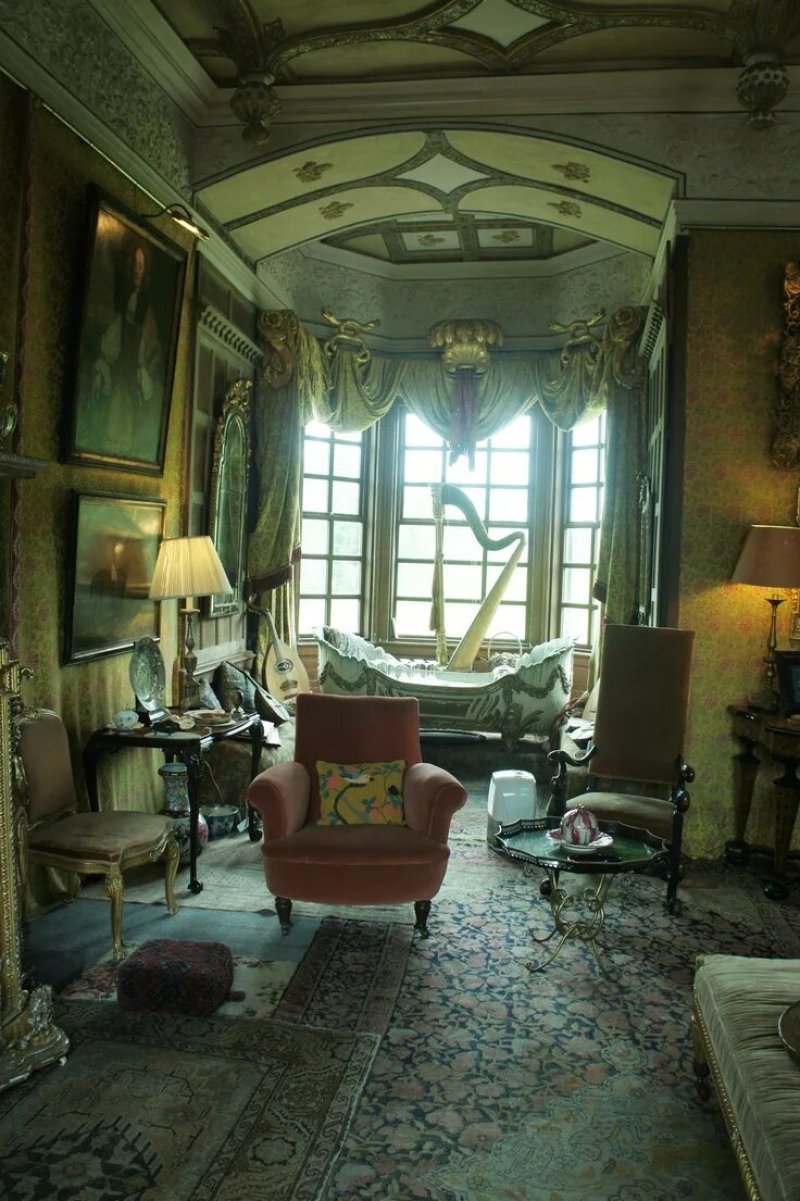Chillingham castle интерьер