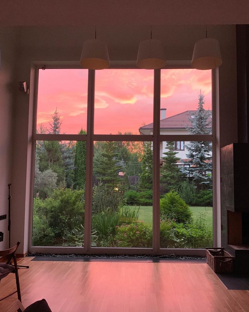 Окно с красивым видом