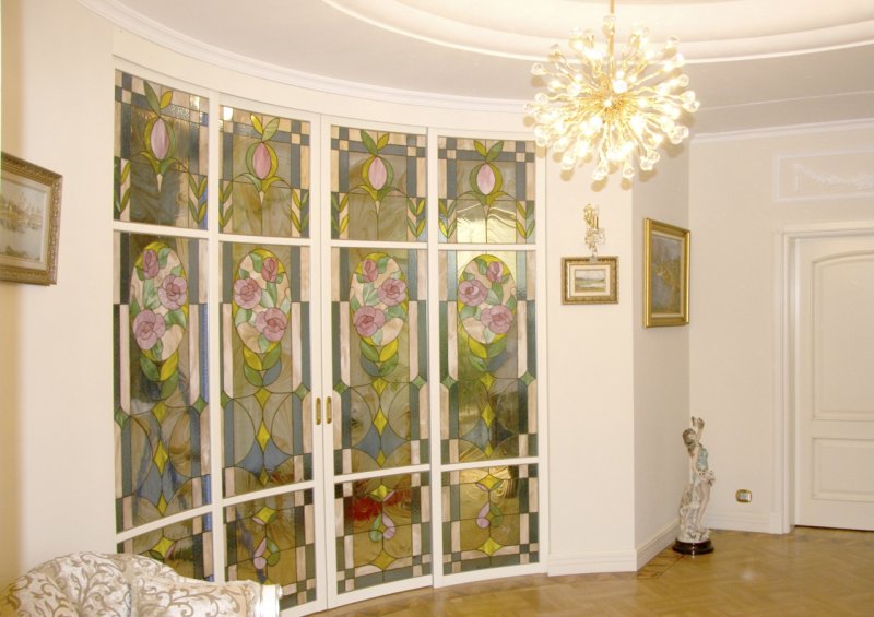 Витраж в интерьере