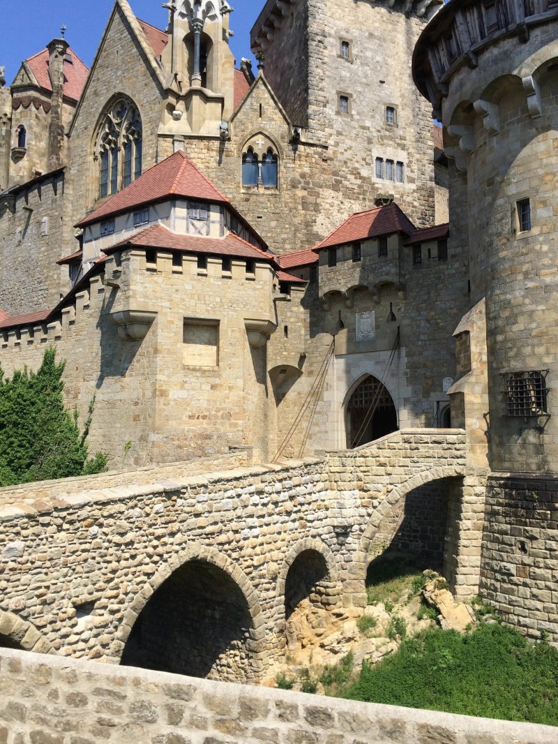 Замок кройценштайн австрия