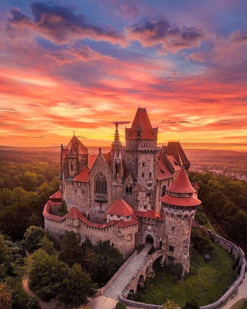 Замок кройценштайн австрия