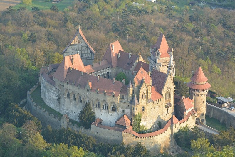 Замок кройценштайн австрия