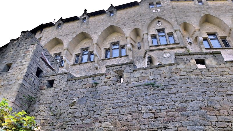 Замок кройценштайн