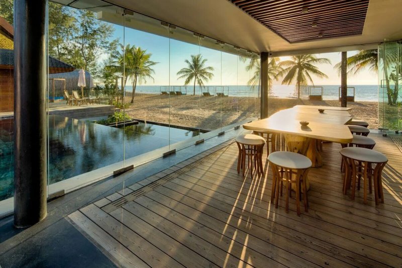 Iniala beach house