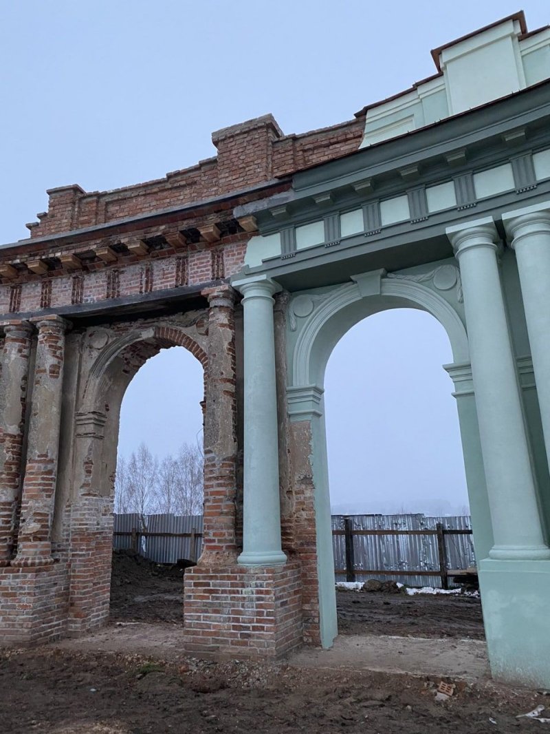 Дворцовый комплекс сапег в ружанах