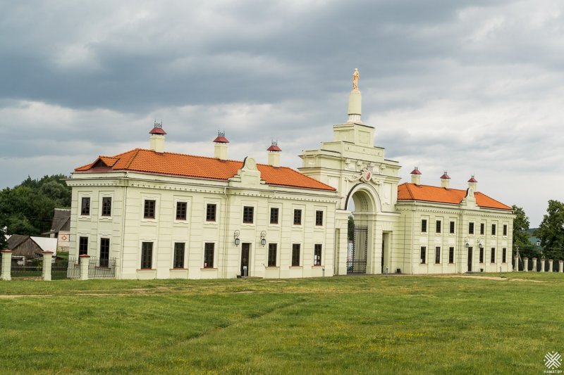 Дворцовый комплекс сапег в ружанах беларусь