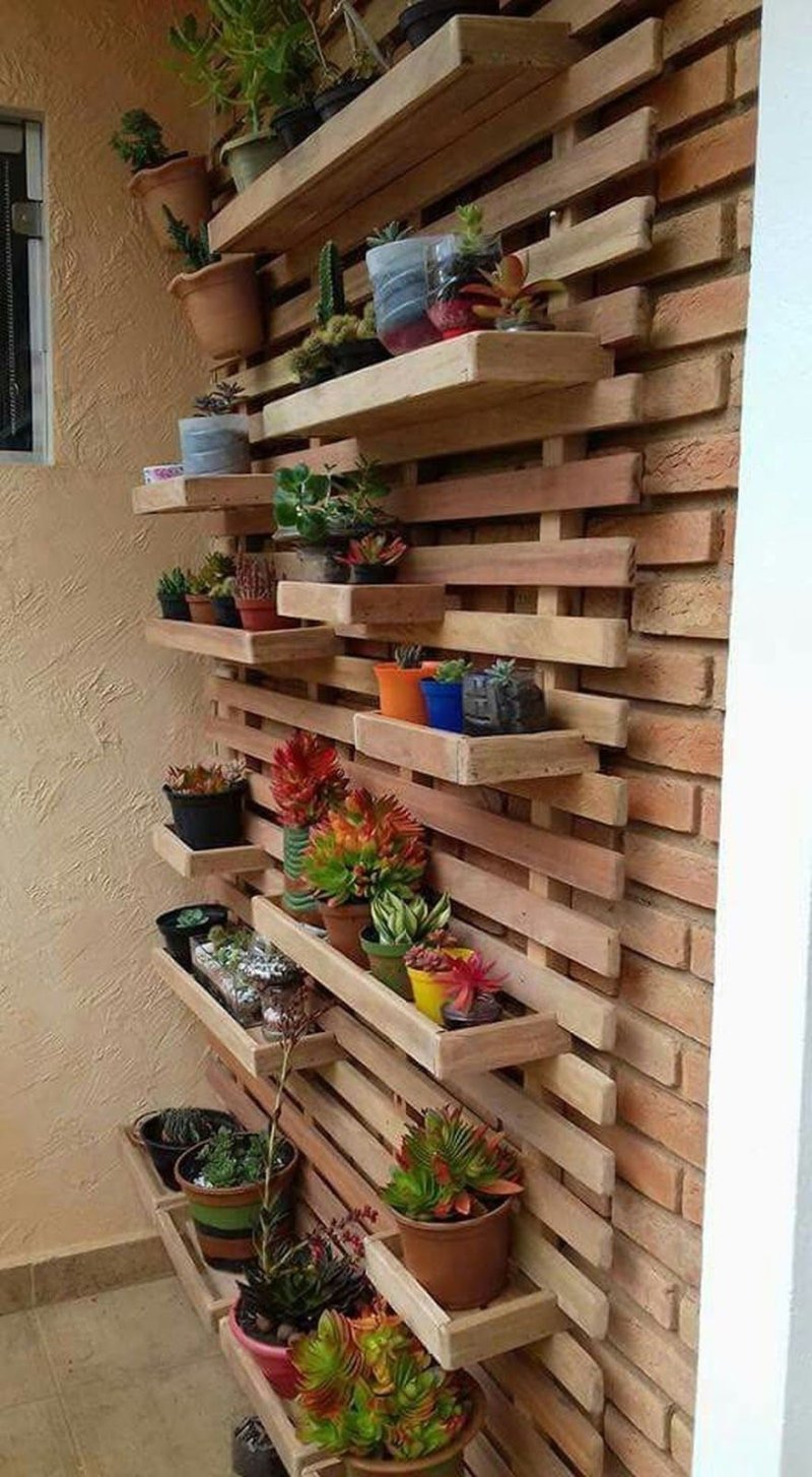 Стеллаж для цветов на балкон