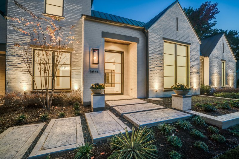 Modern farmhouse