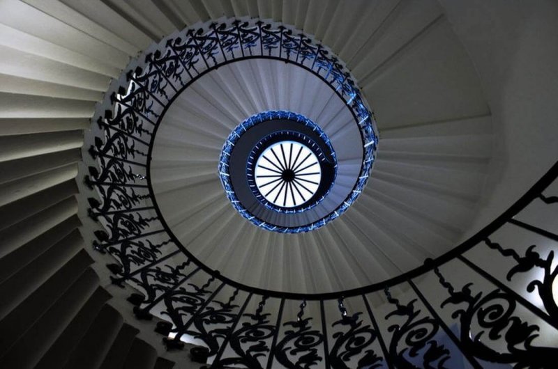 Spiral staircase