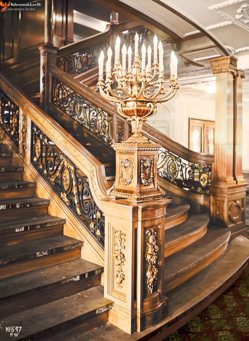Titanic grand staircase